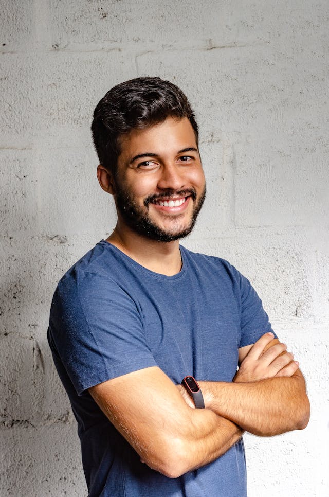 <em>Gastón F.</em>